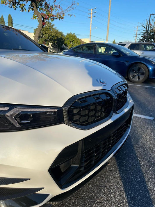 BMW 3 Series M340 330 320 G20 G21 LCI 2023 2024 with Aftermarket Parts - Dual Slat Front Kidney Grill Pre-preg Carbon Fiber from Aero Republic