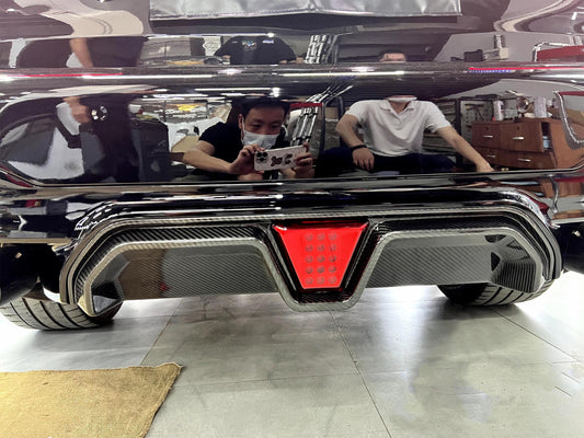 BMW M5 M5C F90 (Fits Both Pre-LCI & LCI) 2018-ON & 5 Series M550i 540i G30 (Fits both Pre-LCI & LCI) 2017 2018 2019 2020 2021 2022 2023 with Aftermarket Parts - CS Style / Without Light / With Light Rear Diffuser & Rear Diffuser Conversion Kit Pre-preg Carbon Fiber / PP from Aero Republic