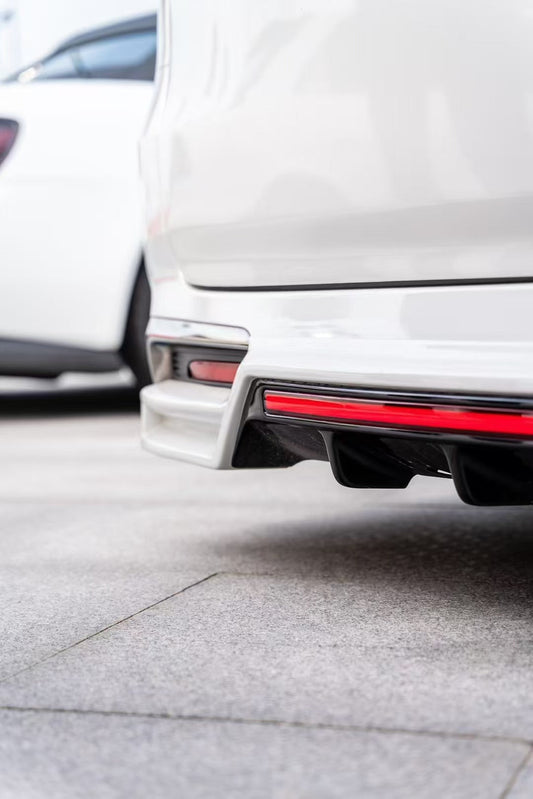 Honda Odyssey EX/EX-L/LX/Sport/Touring/Elite 2021-2024 with Aftermarket Parts - Rear Diffuser PP from Yofer USA