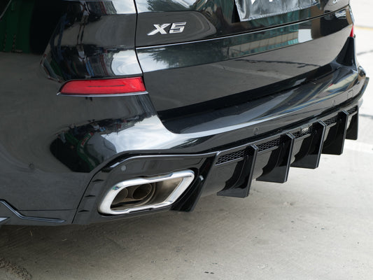 Upgrade Your BMW X5 G05 M50i X/S Drive 40i (with M-Package) (Fits Both Pre-LCI & LCI)2019-ON with VTEN's Aftermarket Parts - Rear Diffuser & Canards PP. A complete transformation of style and performance.
