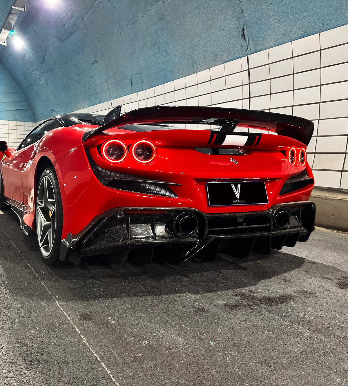 Ferrari F8 Tributo Spider 2020 2021 2022 2023 with Aftermarket Parts - Rear Diffuser & Canards Carbon Fiber from Ventus Veloce