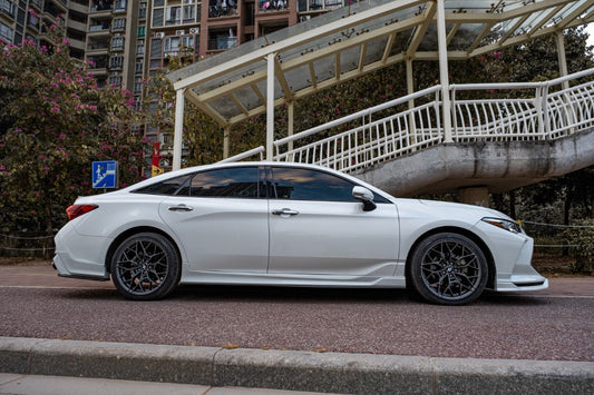 Toyota Avalon 5th Gen XX50 2019-2022 with Aftermarket Parts - Side Skirts PP from Yofer USA