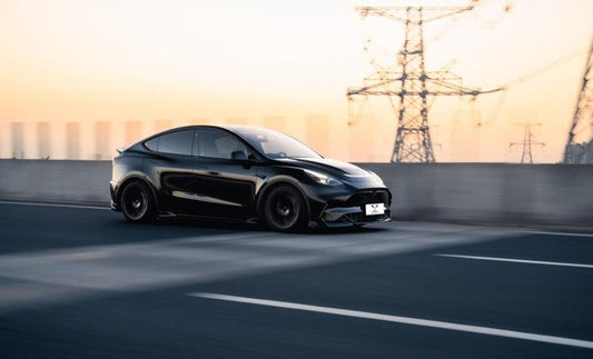 Tesla Model Y / Performance 2021-ON with Aftermarket Parts - Loong Flames Max Side Skirts PP from Yofer USA