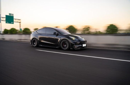 Tesla Model Y / Performance 2021-ON with Aftermarket Parts - Loong Flames Max Side Skirts PP from Yofer USA