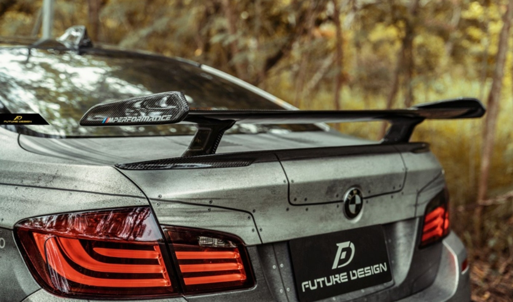 Future Design DTM Style Carbon Fiber Rear Spoiler Wing for BMW M5 & 5