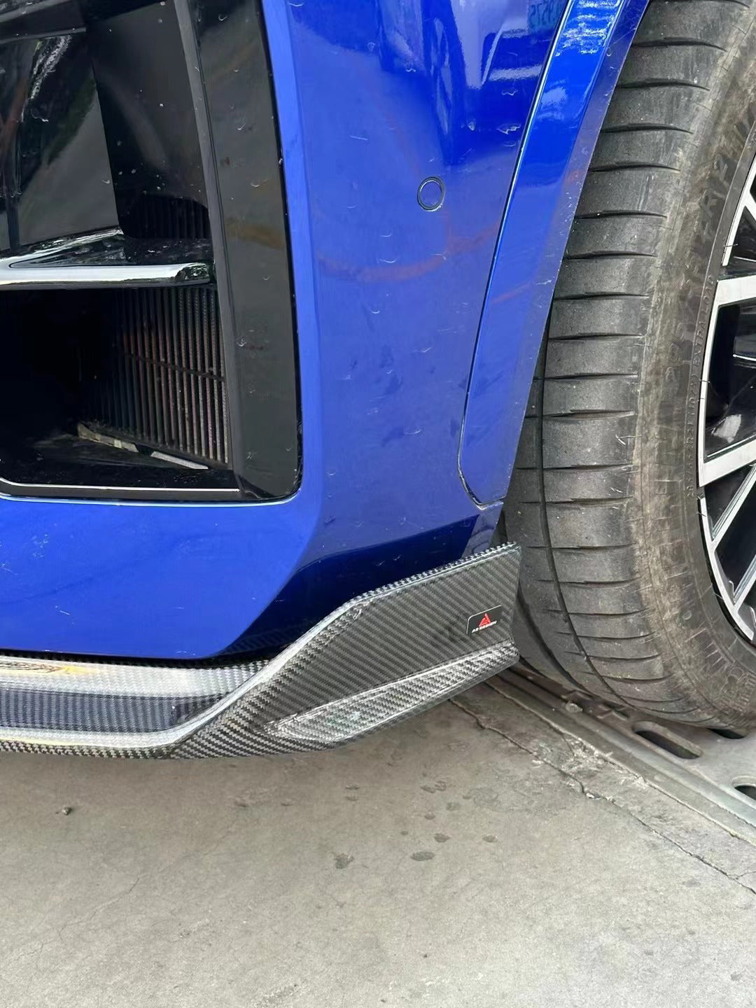 BMW X5M X5MC F95 & X6M X6MC F96 2024-ON (LCI) With Aftermarket Parts - AE Style Front Lip Carbon Fiber?from ArmorExtend