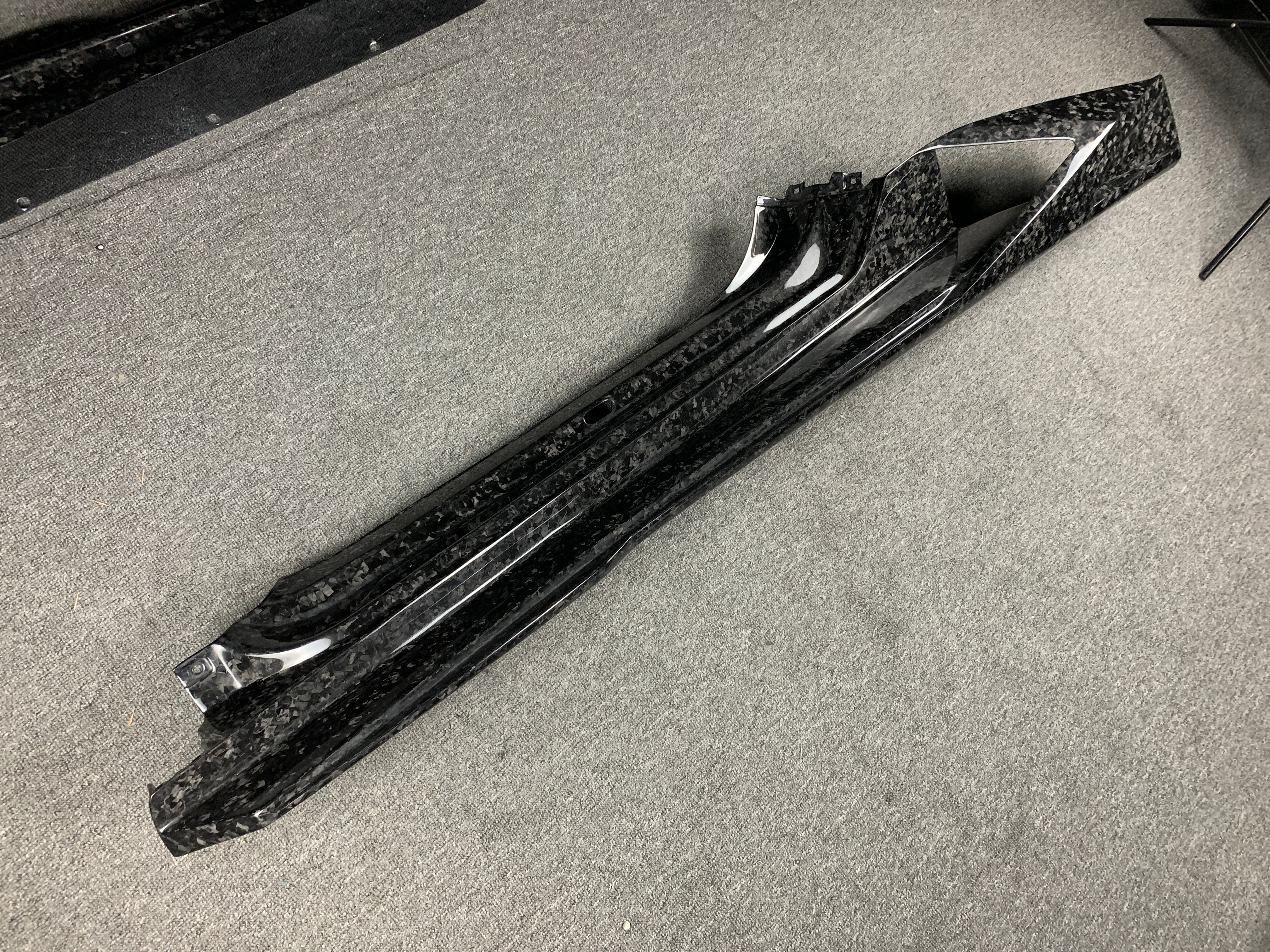 Lamborghini Huracan LP580 LP610 Evo RWD AWD Tecnica Performante STO 2015 2016 2017 2018 2019 2020 2021 2022 2023 2024 with Aftermarket Parts - Vor Style Side Skirts Pre-preg Carbon Fiber / FRP from Aero Republic