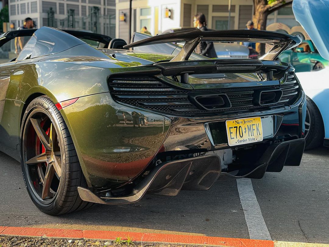 McLaren 650S MP4-12C 2012 2013 2014 2015 2016 with Aftermarket Parts - Rear Fender Side vents Carbon Fiber / FRP from CMST Tuning