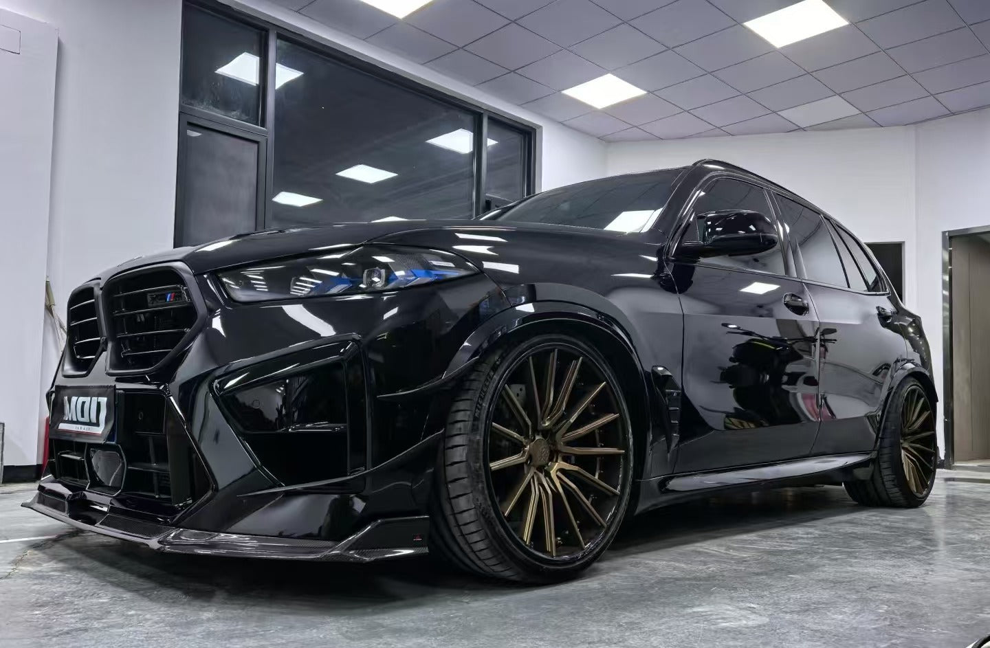 BMW X5M X5MC F95 & X6M X6MC F96 2024-ON (LCI) With Aftermarket Parts - AE Style Front Lip Carbon Fiber?from ArmorExtend