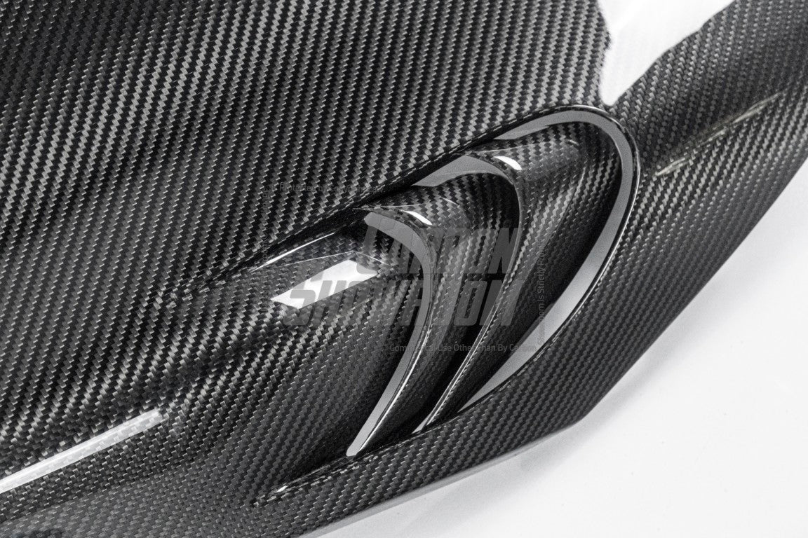 McLaren 720S 2018 2019 2020 2021 2022 2023 with Aftermarket Parts - RF Style Front Fenders?Carbon Fiber from Aero Republic