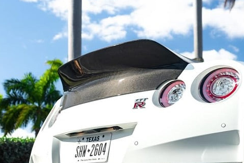 CMST Tuning Extreme Ducktail Whale Tail Trunk Lid for R35 Nissan GTR  Carbon Fiber/FRP