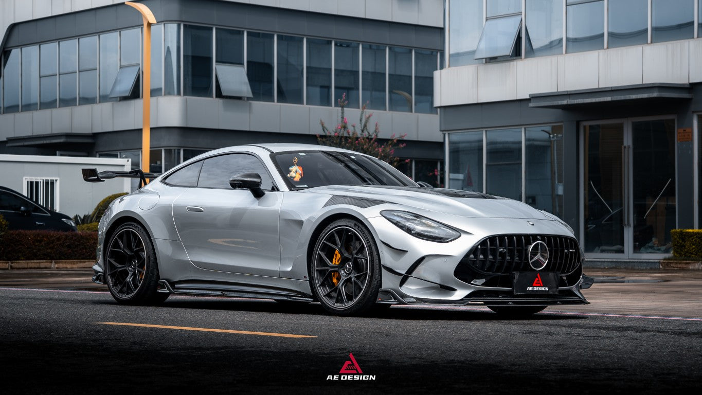 Mercedes Benz AMG GT63 SE Performance/Pro/Base GT55 GT43 C192 2025-ON with Aftermarket Parts - ART Front Fenders Dry Pre-preg Carbon Fiber from ArmorExtend