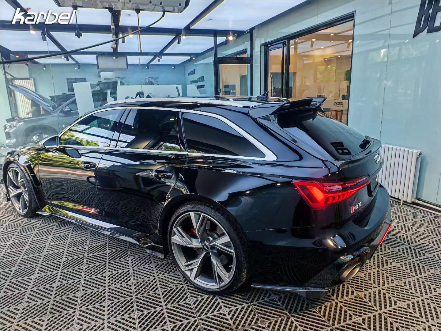 Audi RS6 C8 2020-ON & RS7 C8 2020-ON With Aftermarket Parts - Side Skirts Pre-preg Carbon Fiber from Karbel Carbon