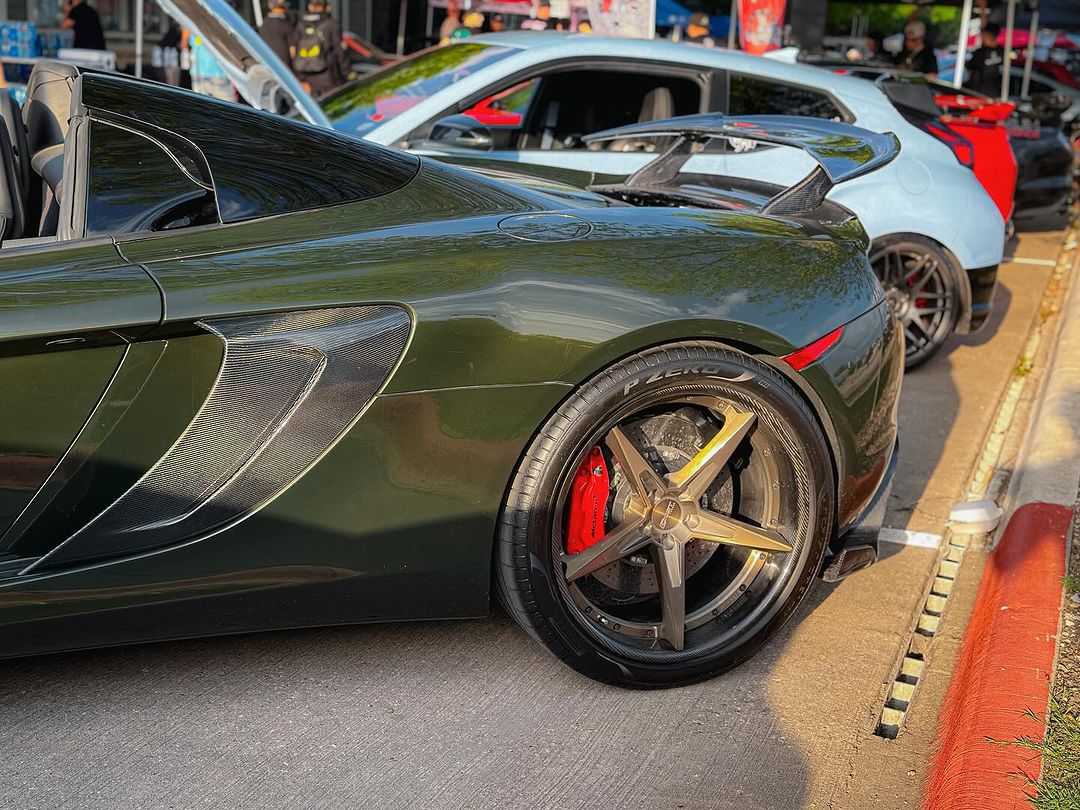 McLaren 650S MP4-12C 2012 2013 2014 2015 2016 with Aftermarket Parts - Rear Fender Side vents Carbon Fiber / FRP from CMST Tuning