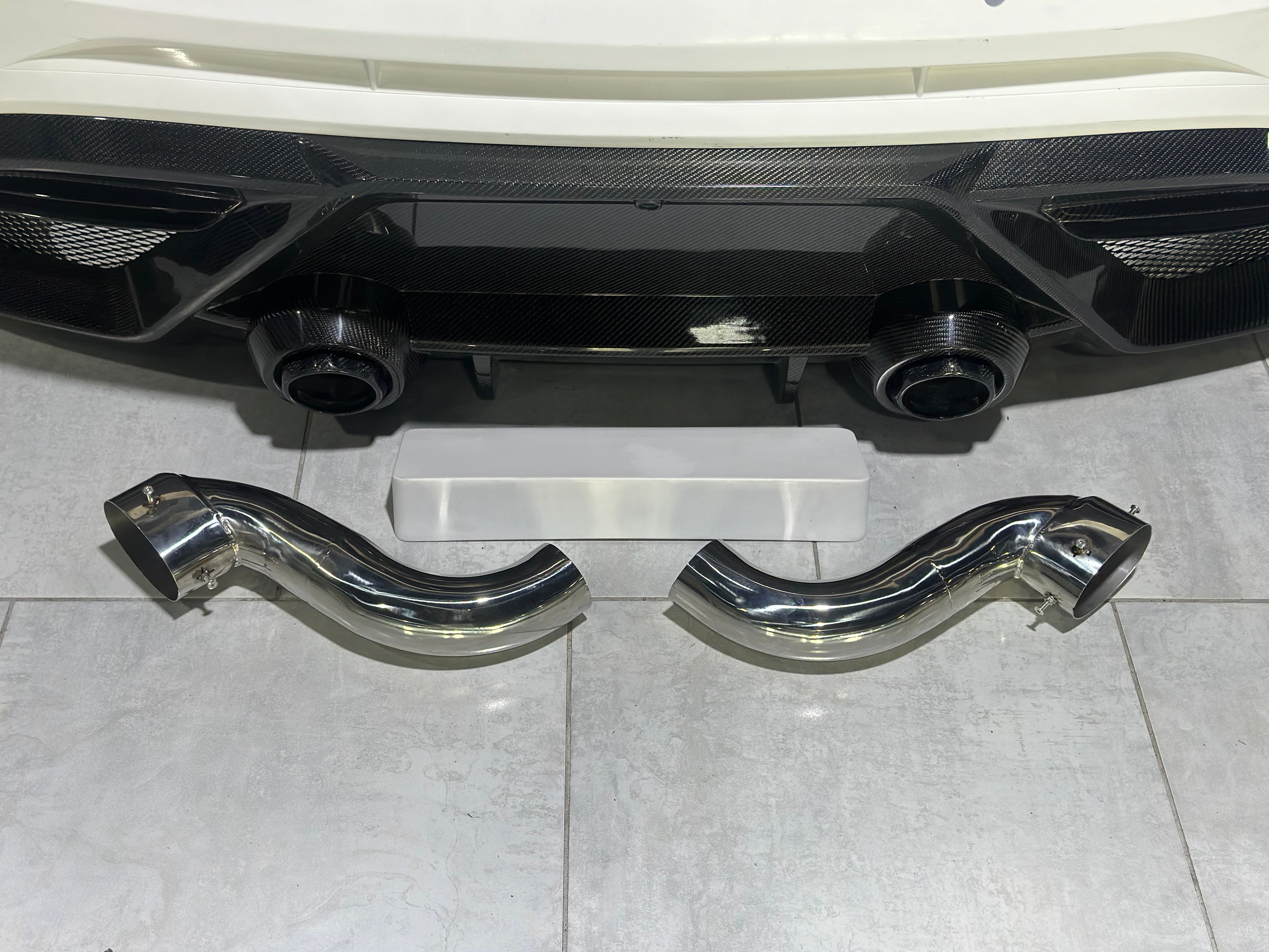 Mercedes Benz AMG GT/GTS C190 (fits both Pre-facelift & facelift) 2015 2016 2017 2018 2019 2020 2021 with Aftermarket Parts - Paragon Rear Bumper & Diffuser (Exhaust Pipe Extension & Tips Included) Carbon Fiber / FRP from Robot Craftsman