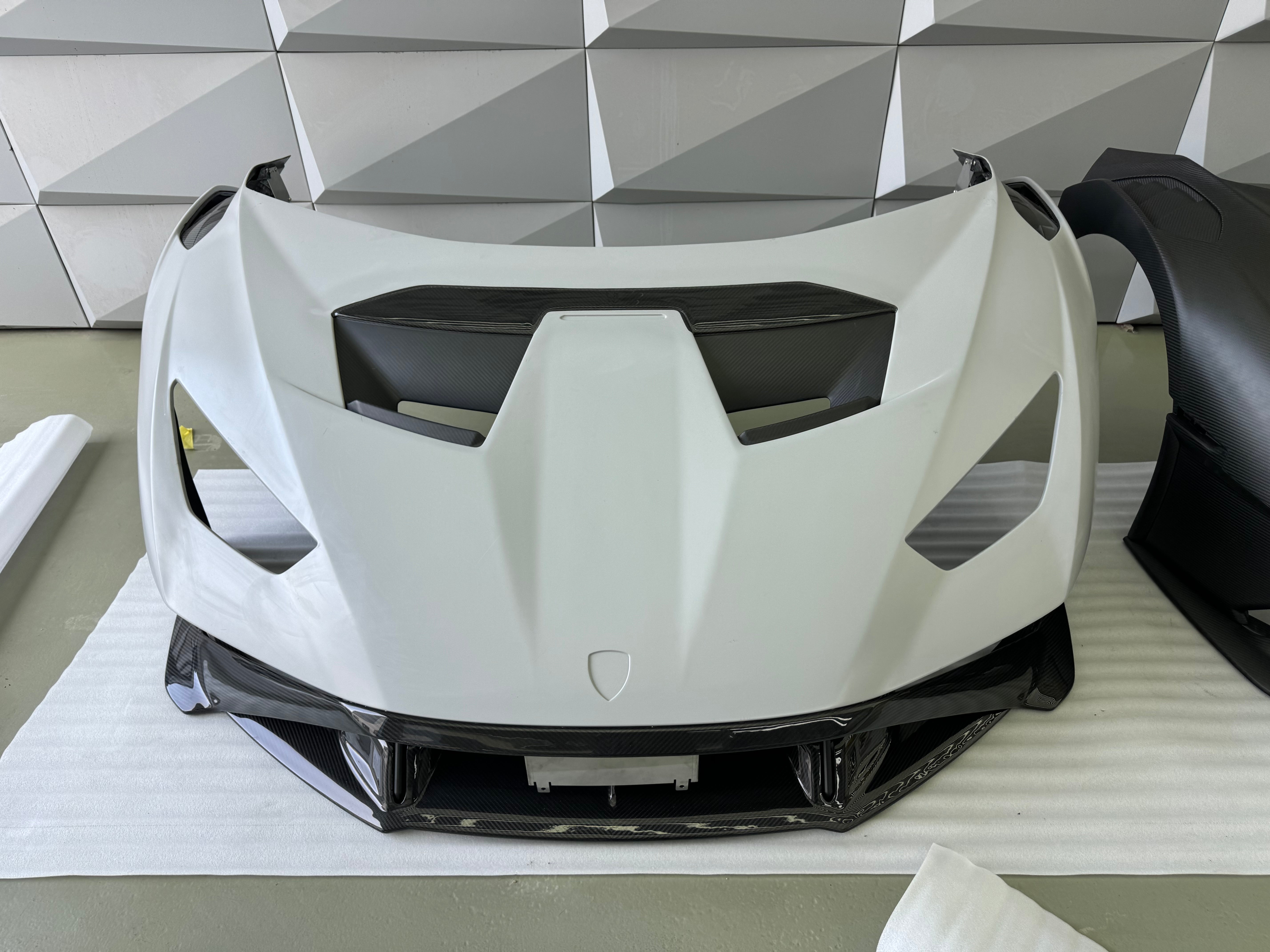 Lamborghini Huracan STO 2021 2022 2023 2024 with Aftermarket Parts - 1:1 Clamshell Replacement Front Bumper Hood Pre-preg Carbon Fiber / FRP from Aero Republic