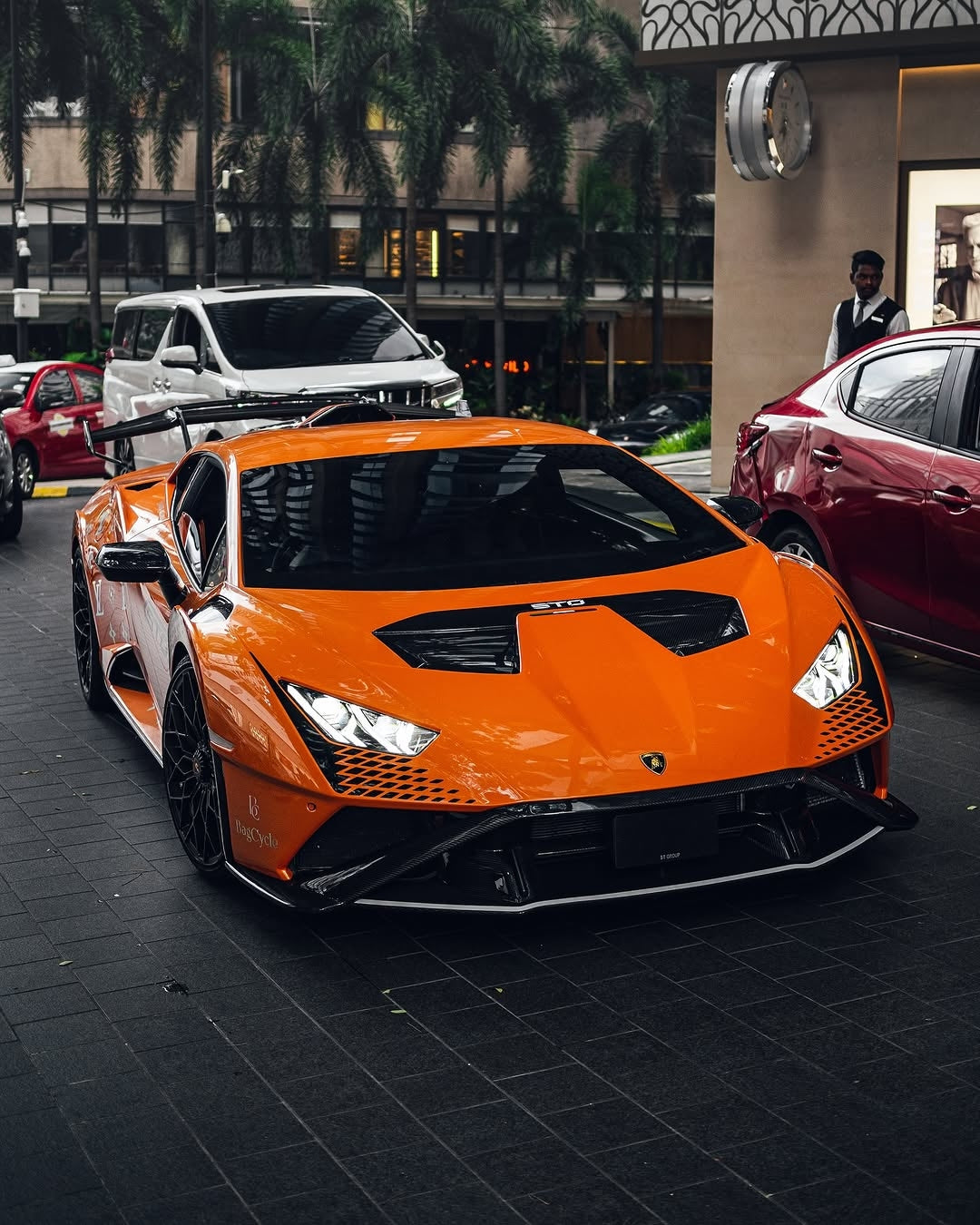 Lamborghini Huracan STO 2021 2022 2023 2024 with Aftermarket Parts - 1:1 Clamshell Replacement Front Bumper Hood Pre-preg Carbon Fiber / FRP from Aero Republic