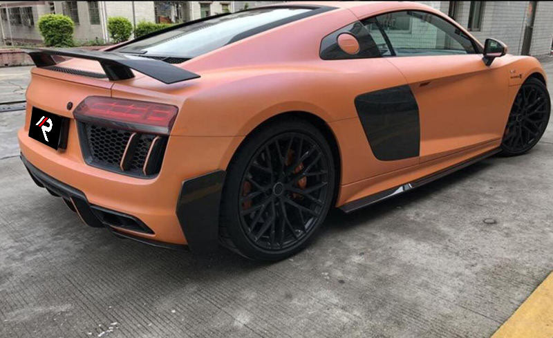 Audi R8 Gen 2 Pre-Facelift 2017 2018 2019 with Aftermarket Parts - Side Skirts Carbon Fiber from Aero Republic