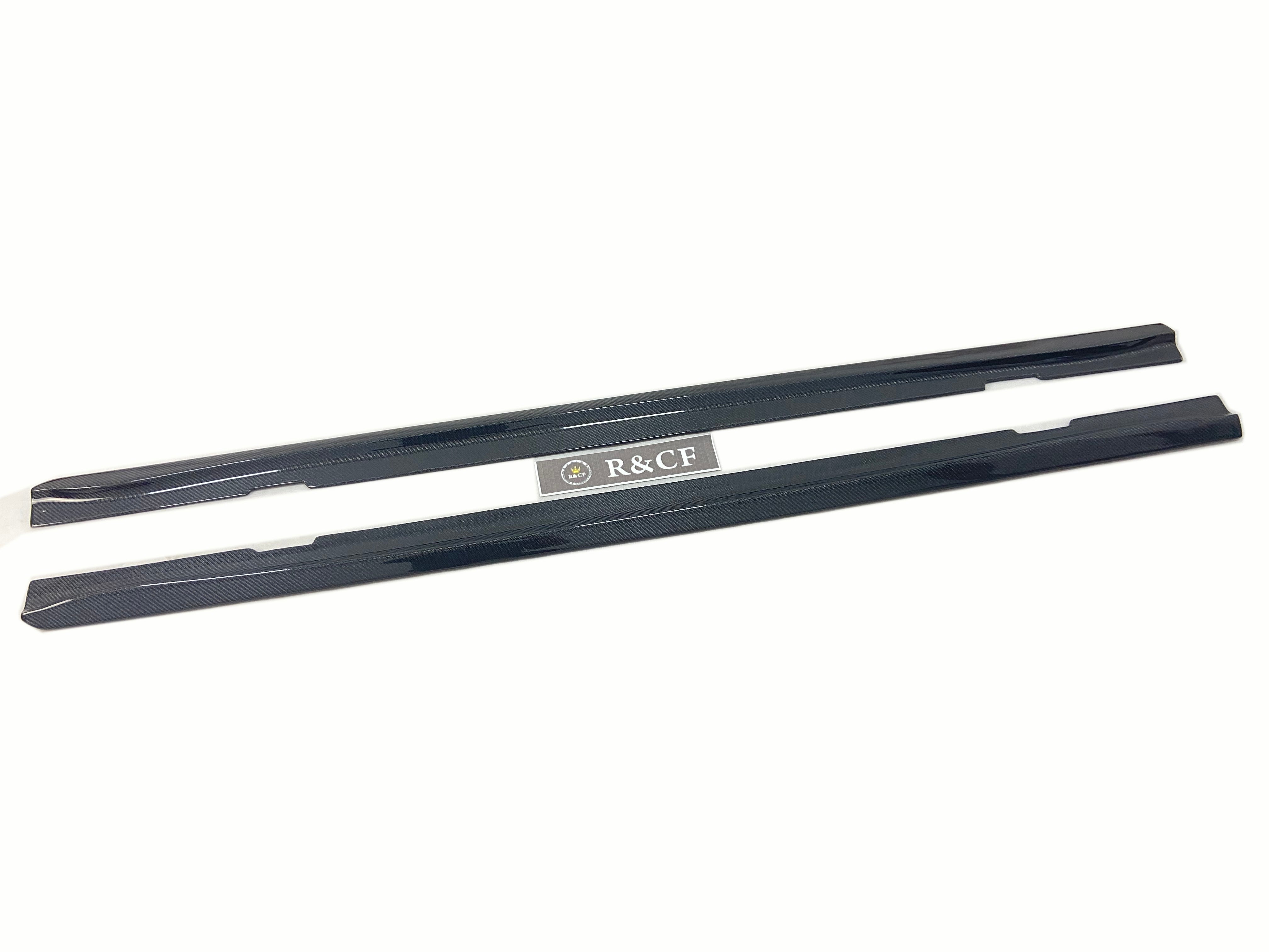 BMW 1M E82 2011 with Aftermarket Parts - Full Body Kit?Package Carbon Fiber?from Aero Republic