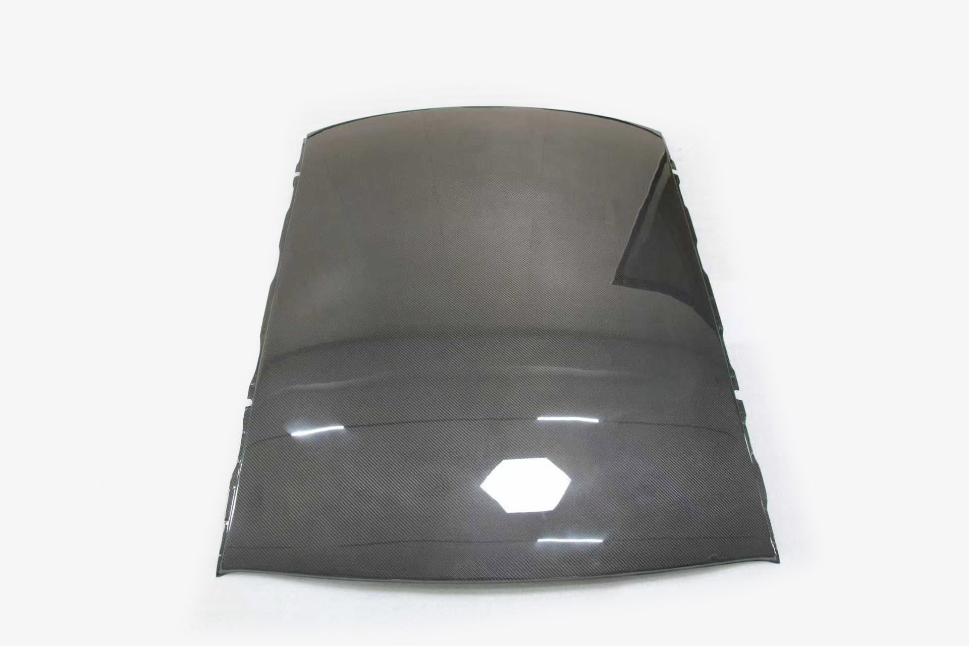 MW 1 Series 1M 135is 135i 128i 125se 125i 123d 120i 120d 118i 118d E82 2007 2008 2009 2010 2011 2012 2013 with Aftermarket Parts - Roof Dry Pre-preg Carbon Fiber from Aero Republic