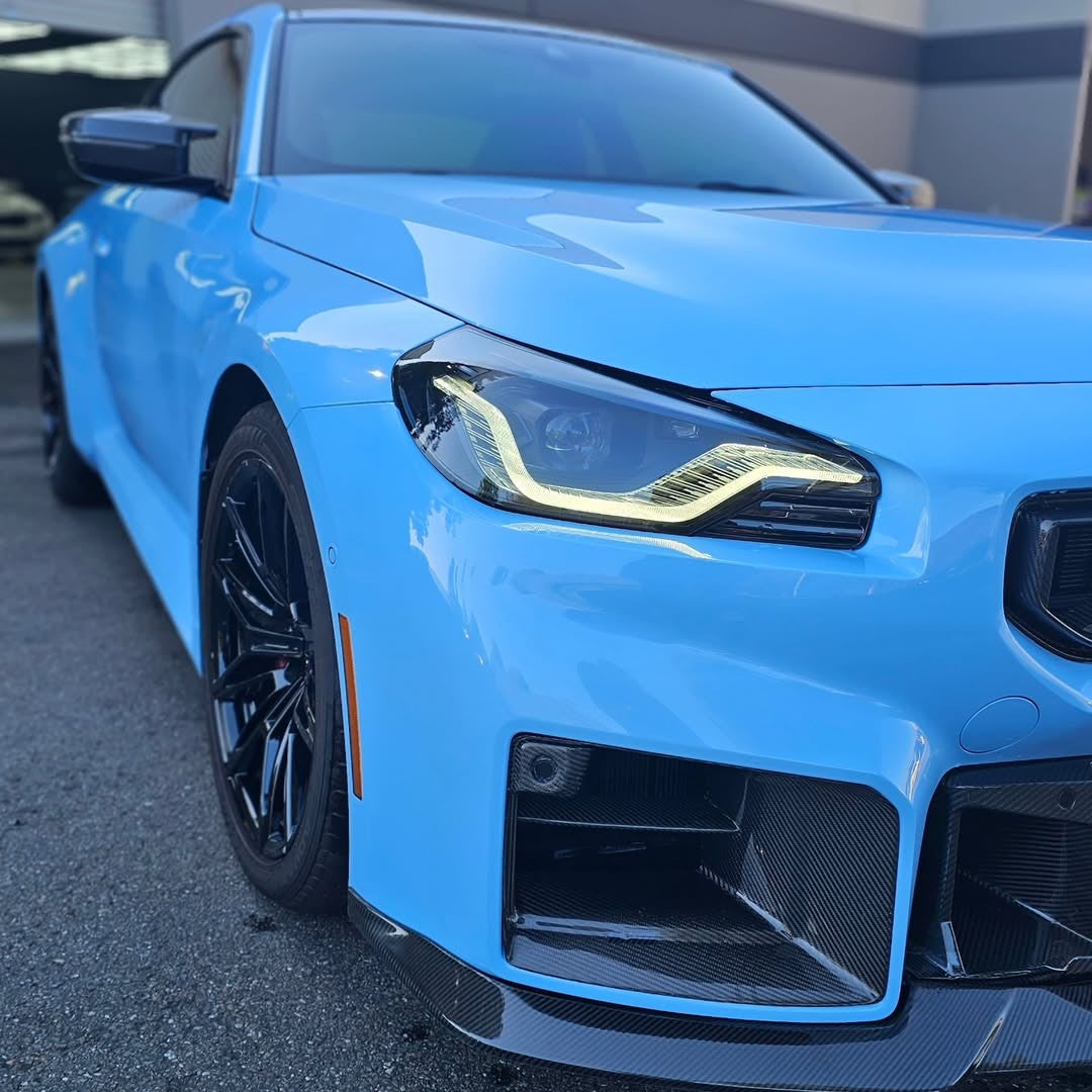 BMW 2 Series M240 G42 2022-ON?& M2 G87 2021-ON RHD (Right Hand Drive Only) with Aftermarket Parts - OE Style?Replacement Mirror Caps Dry Pre-preg Carbon Fiber?from Aero Republic