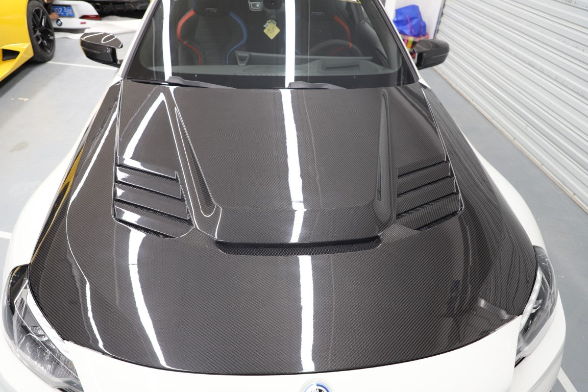 BMW M2C M2 G87 2023-ON & 2 Series M240i 230i G42 2022-ON with Aftermarket Parts - Vor Style Hood Dry Pre-preg Carbon Fiber from Aero Republic