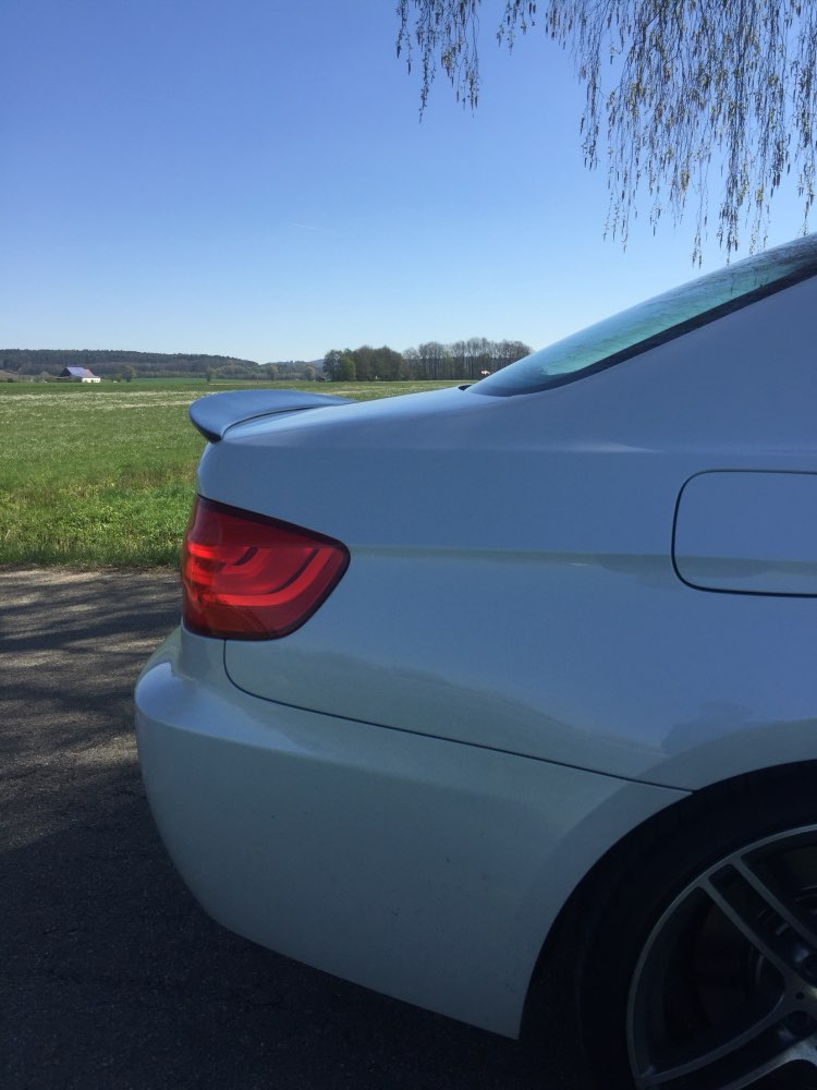 BMW M3 E92 2007 2008 2009 2010 2011 2012 2013 & 3 Series E92 (Both Fits Pre-LCI & LCI) 2006 2007 2008 2009 2010 2011 2012 with Aftermarket Parts - P Style Rear Lip Spoiler?Carbon Fiber from Aero Republic