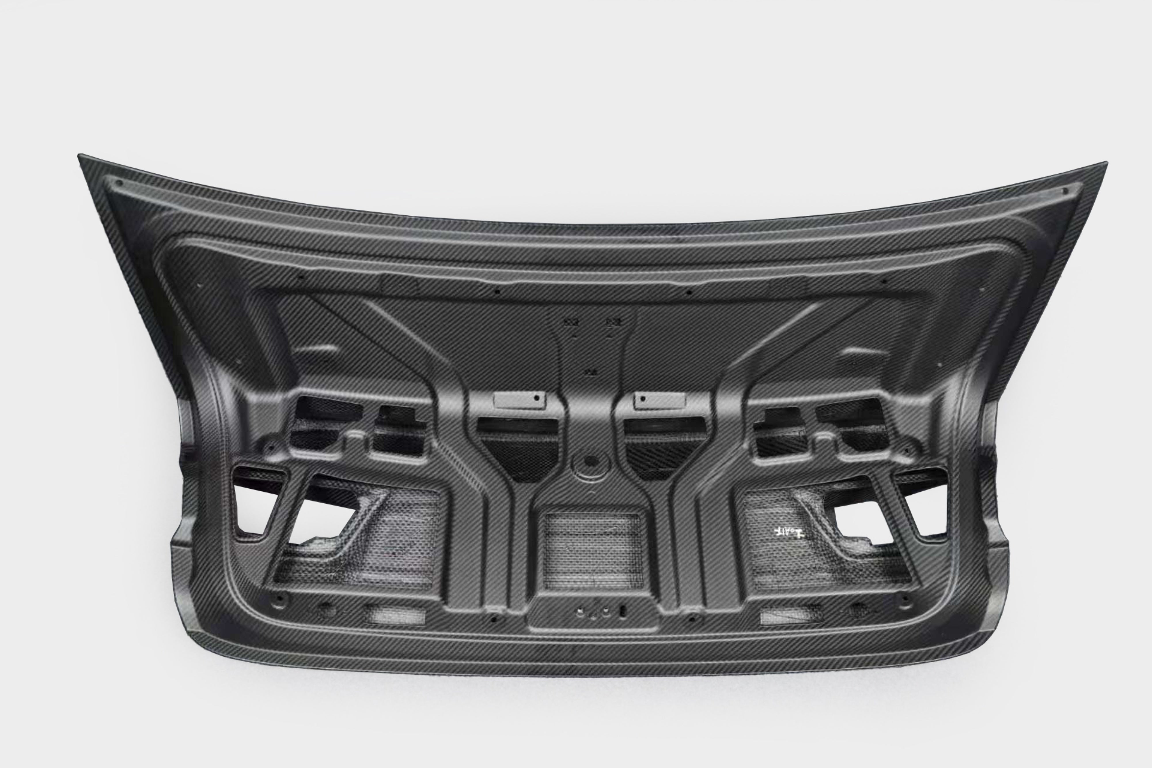 BMW M3 G80 2021-ON & 3 Series 330i M340i (Fits Both Pre-LCI & LCI) G20 2019-ON with Aftermarket Parts - 1:1 CSL Ducktial Style Trunk Dry Pre-preg Carbon Fiber from Aero Republic