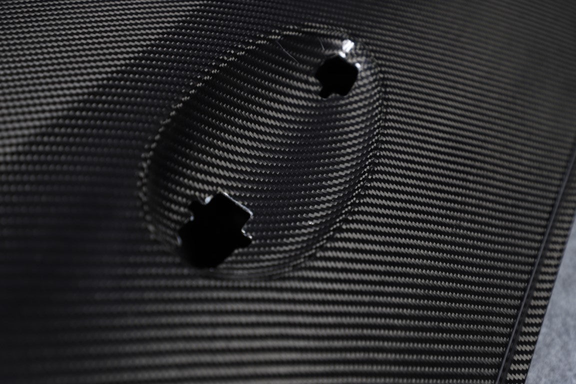 BMW M4 / M4C / M4CS G82 G83 2021-ON with Aftermarket Parts - Front Fenders Dry Pre-preg Carbon Fiber from Aero Republic