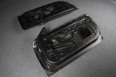 BMW M4 / M4C / M4CS G82 G83 2021-ON with Aftermarket Parts - Front Fenders Dry Pre-preg Carbon Fiber from Aero Republic