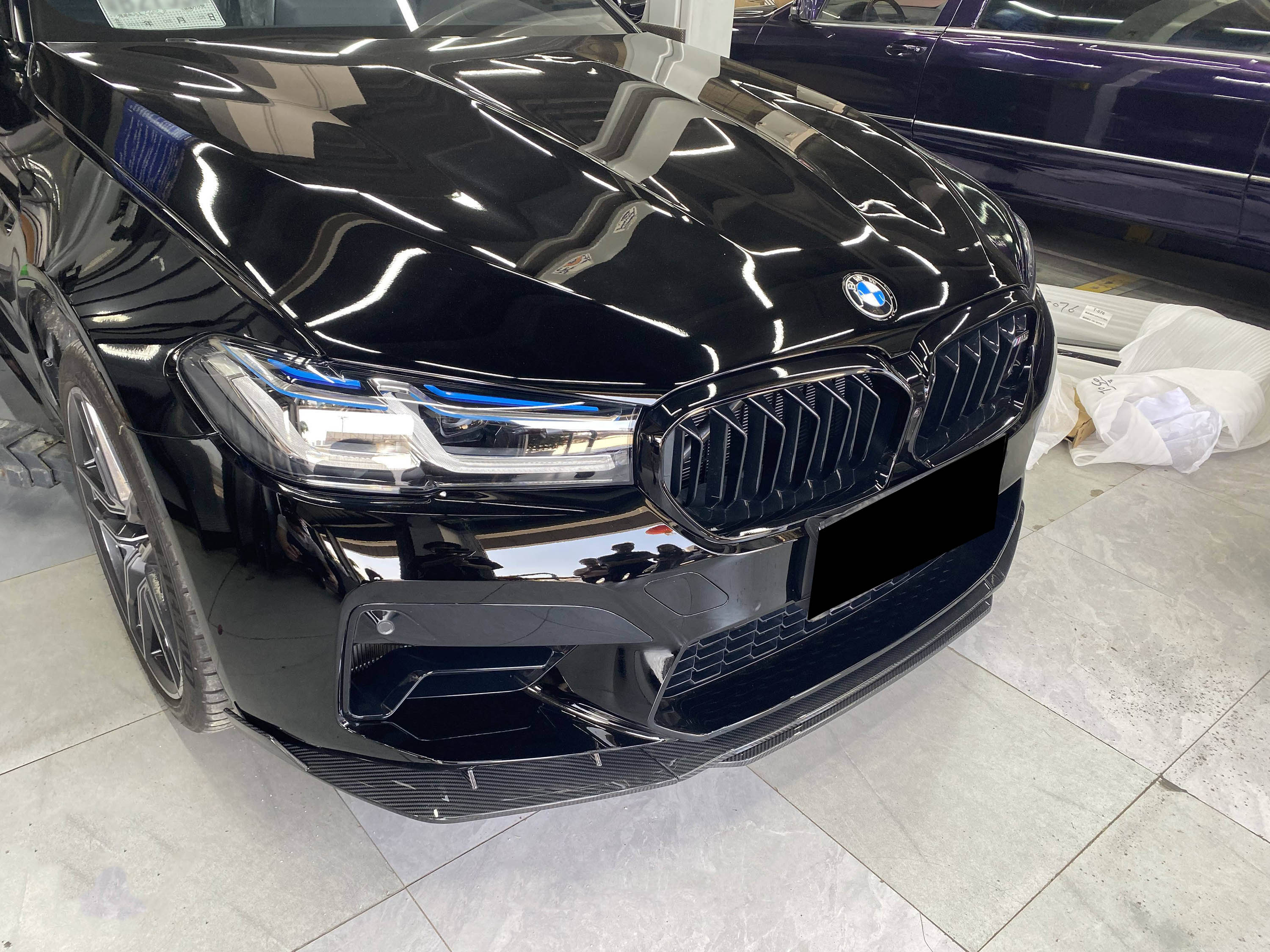 BMW M5 M5C F90 LCI 2021-ON with Aftermarket Parts - MT Style Front Lip Pre-preg Carbon Fiber from Aero Republic