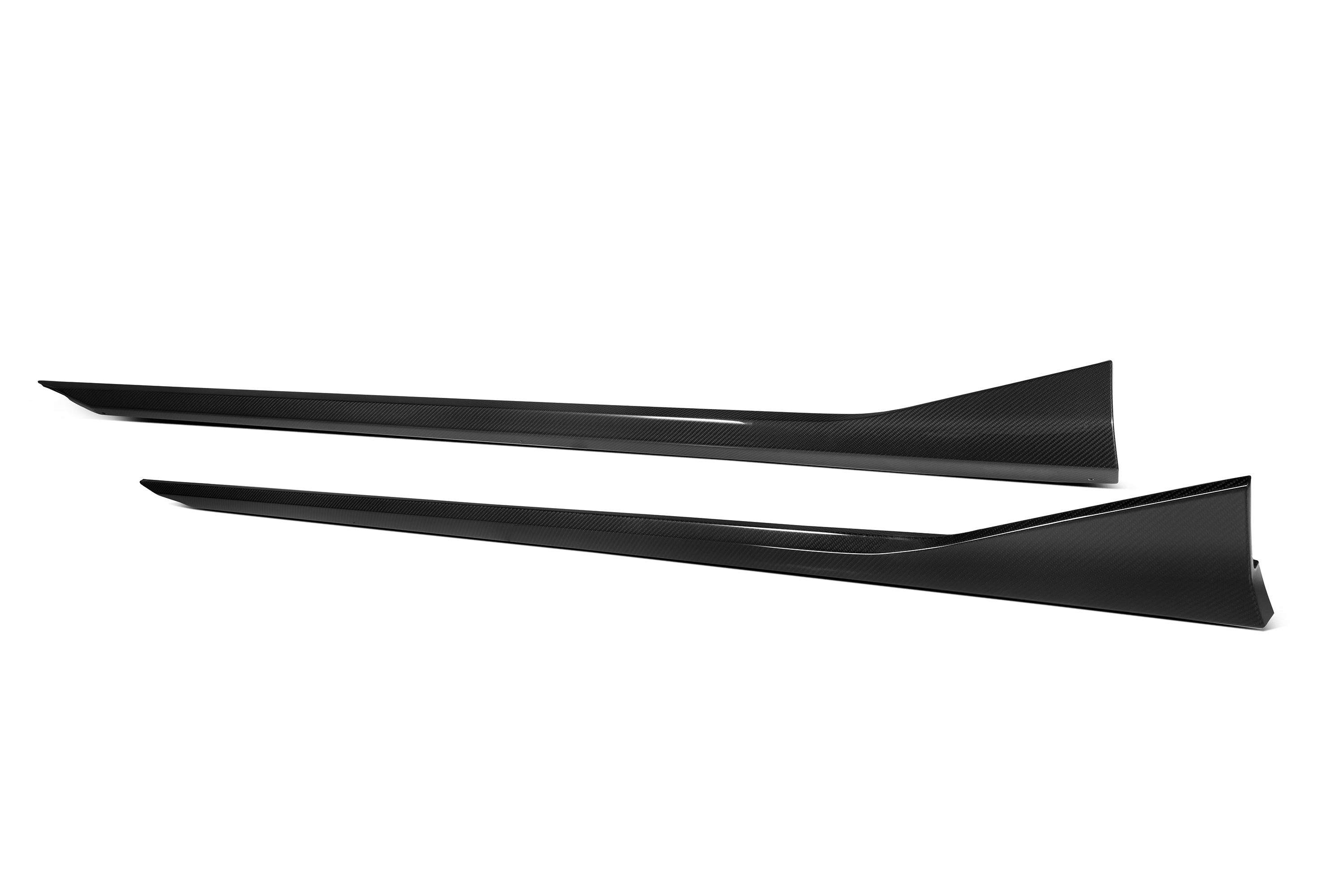 BMW M5 M5C G90 2024-ON with Aftermarket Parts - MP Style Side Skirts Pre-preg Carbon Fiber from Aero Republic