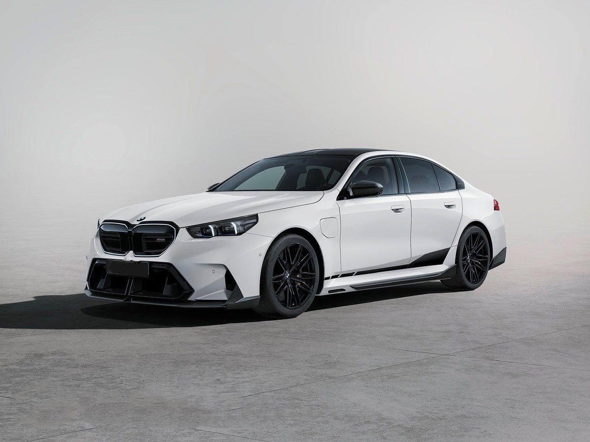 BMW M5 M5C G90 2024-ON with Aftermarket Parts - MP Style Side Skirts?Pre-preg Carbon Fiber from Aero Republic