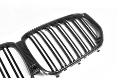 BMW X5 G05 M50i x/s Drive 40i Pre-LCI 2019 2020 2021 2022 2023 with Aftermarket Parts - Dual Slat Front Kidney Grill Pre-preg Carbon Fiber from Aero Republic