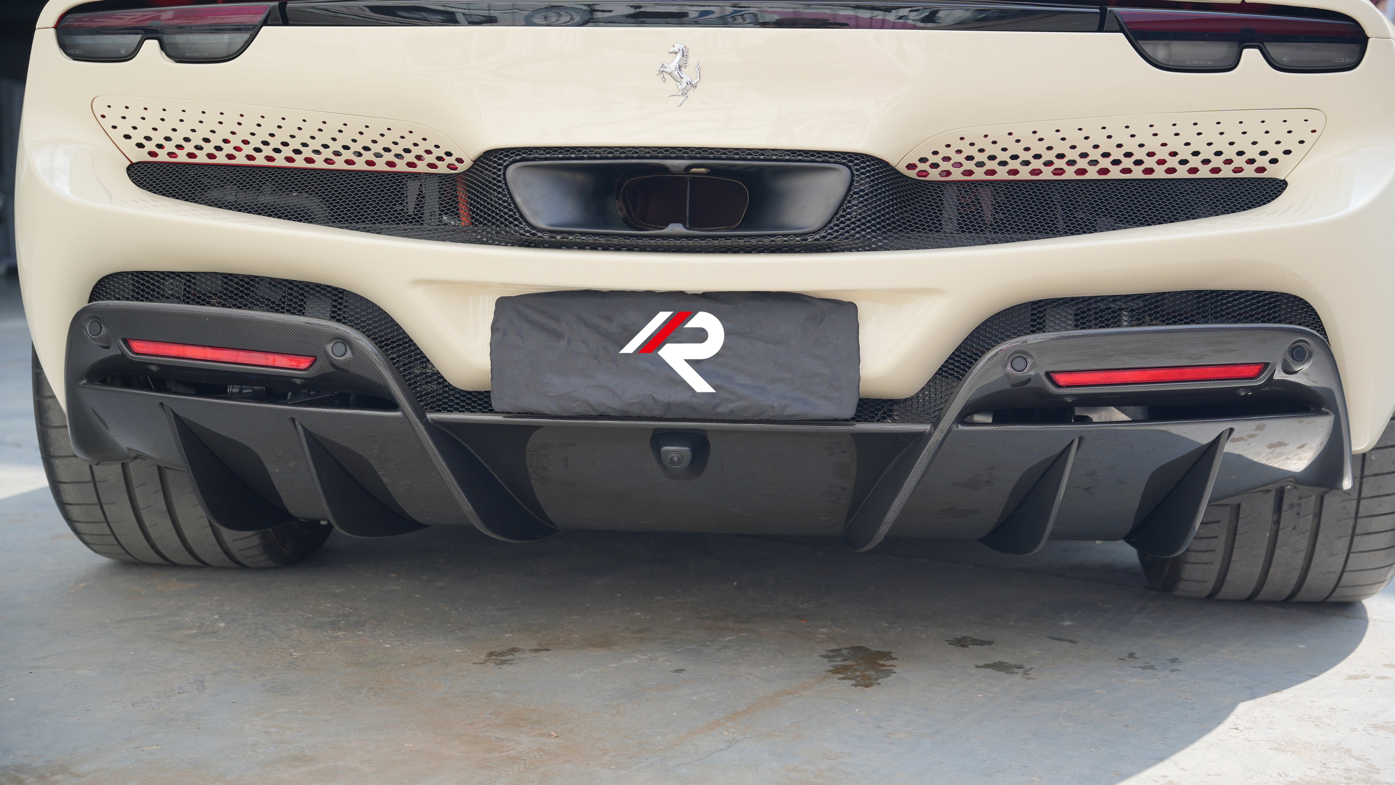 Ferrari 296 GTS Aftermarket Parts - Aero Republic OEM Replacement Rear ...