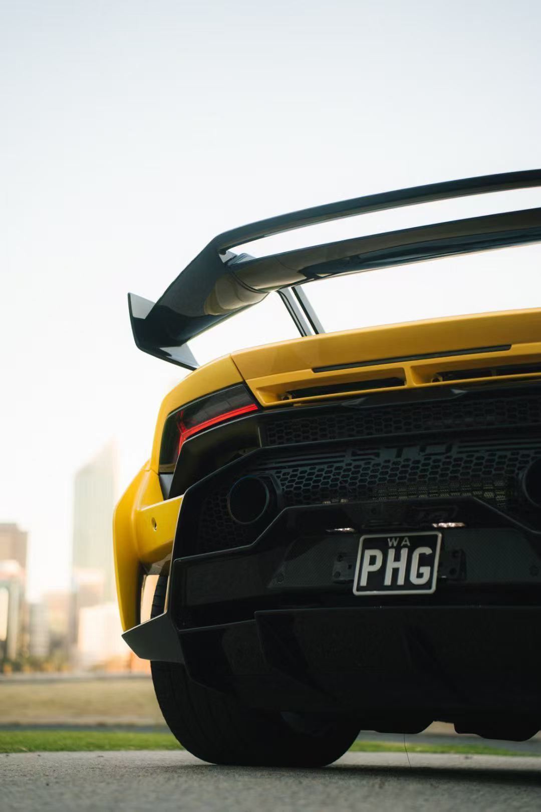 Lamborghini Huracan LP580 LP610 Evo RWD AWD Tecnica Performante STO Sterrato 2015-2024 with Aftermarket Parts - 1:1 STO OEM Style Rear Bumper?Pre-preg Carbon Fiber / FRP from Aero Republic