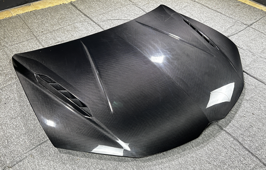 Lamborghini Urus Base 2023 2024 with Aftermarket Parts - Performante Style Hood Pre-preg Carbon Fiber / FRP from Aero Republic