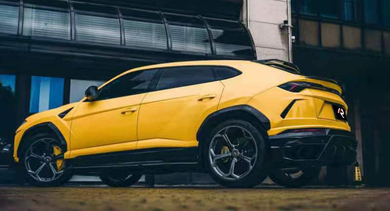 Lamborghini Urus Base S Performante 2019 2020 2021 2022 2023 2024 with Aftermarket Parts - M Style Rear Diffuser & Tips Pre-preg Carbon Fiber / FRP from Aero Republic