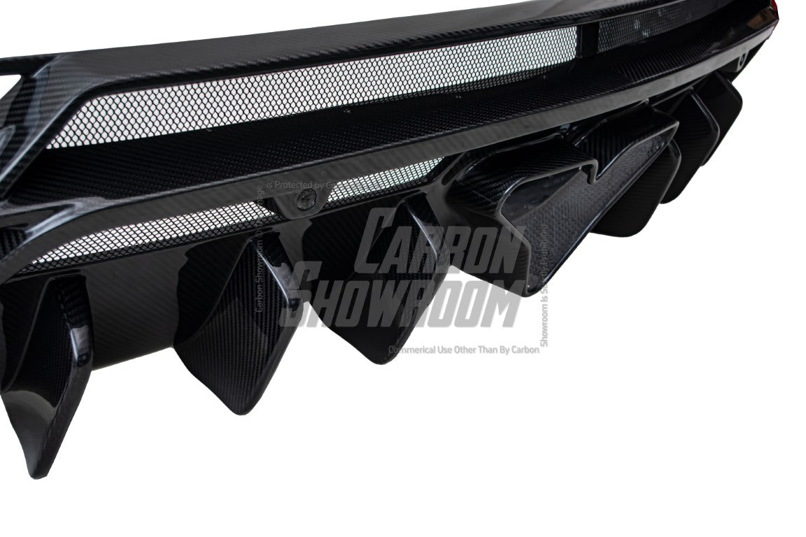 Lamborghini Urus 2019 2020 2021 2022 with Aftermarket Parts - M Style?Rear Bumper & Diffuser Carbon Fiber from Aero Republic
