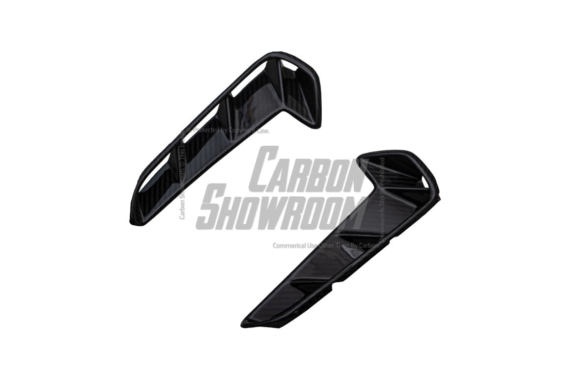 Lamborghini Urus 2019 2020 2021 2022 with Aftermarket Parts - M Style?Rear Bumper & Diffuser Carbon Fiber from Aero Republic