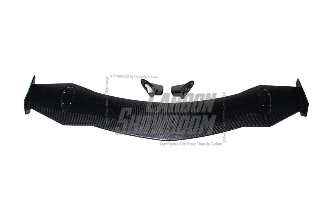 Lamborghini Urus 2019 2020 2021 2022?with Aftermarket Parts - M Style Rear Wing?Carbon Fibe from Aero Republic