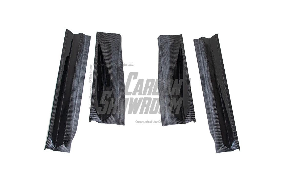 Lamborghini Urus 2019 2020 2021 2022?with Aftermarket Parts - M Style Side Skirts Carbon Fiber from Aero Republic