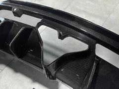 Lamborghini Urus 2019 2020 2021 2022 with Aftermarket Parts - M Style?Rear Bumper & Diffuser Carbon Fiber from Aero Republic