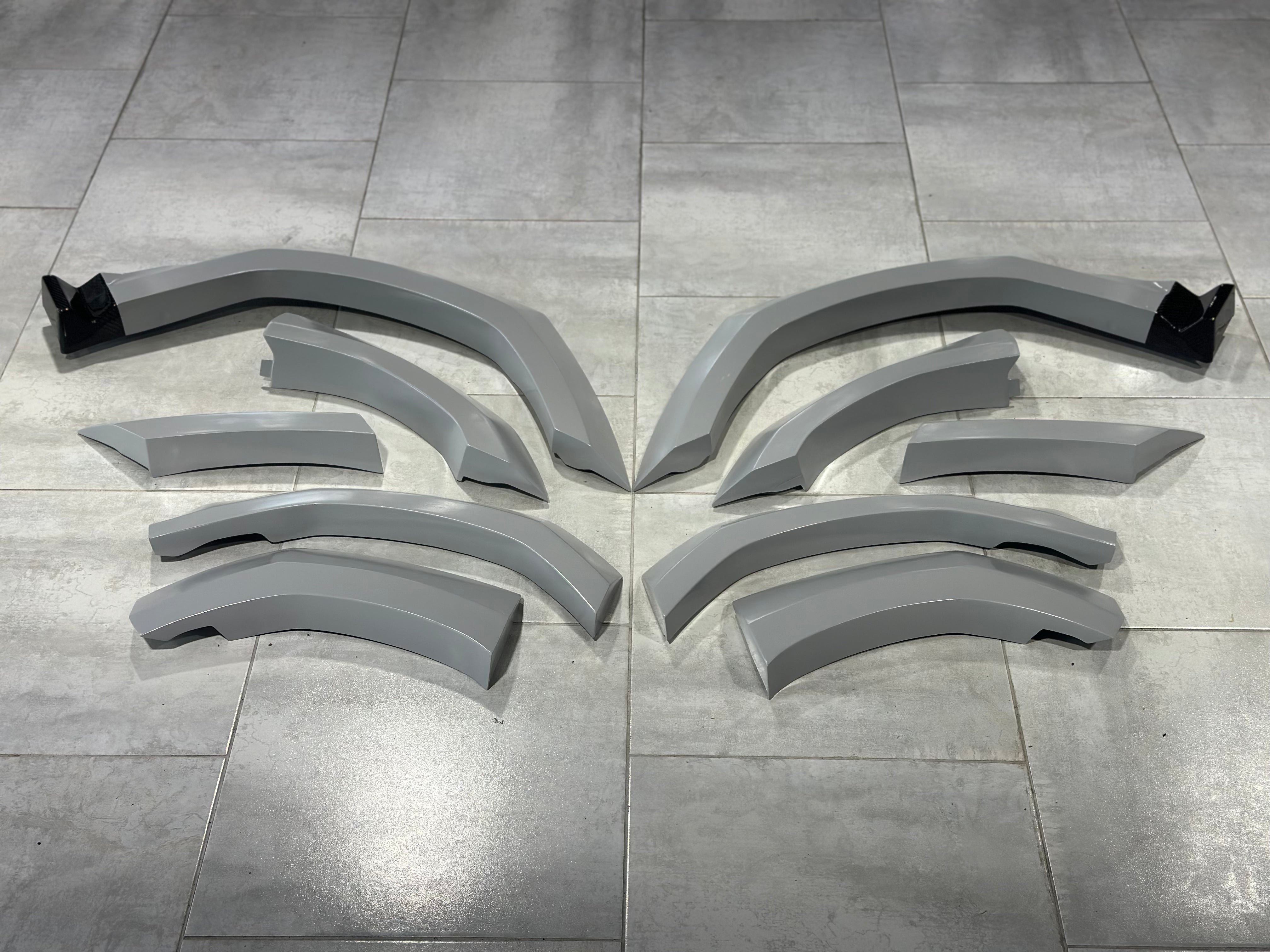 Lamborghini Urus 2019 2020 2021 2022?with Aftermarket Parts - M Style?Wheel Arches?Carbon Fiber / FRP from Aero Republic