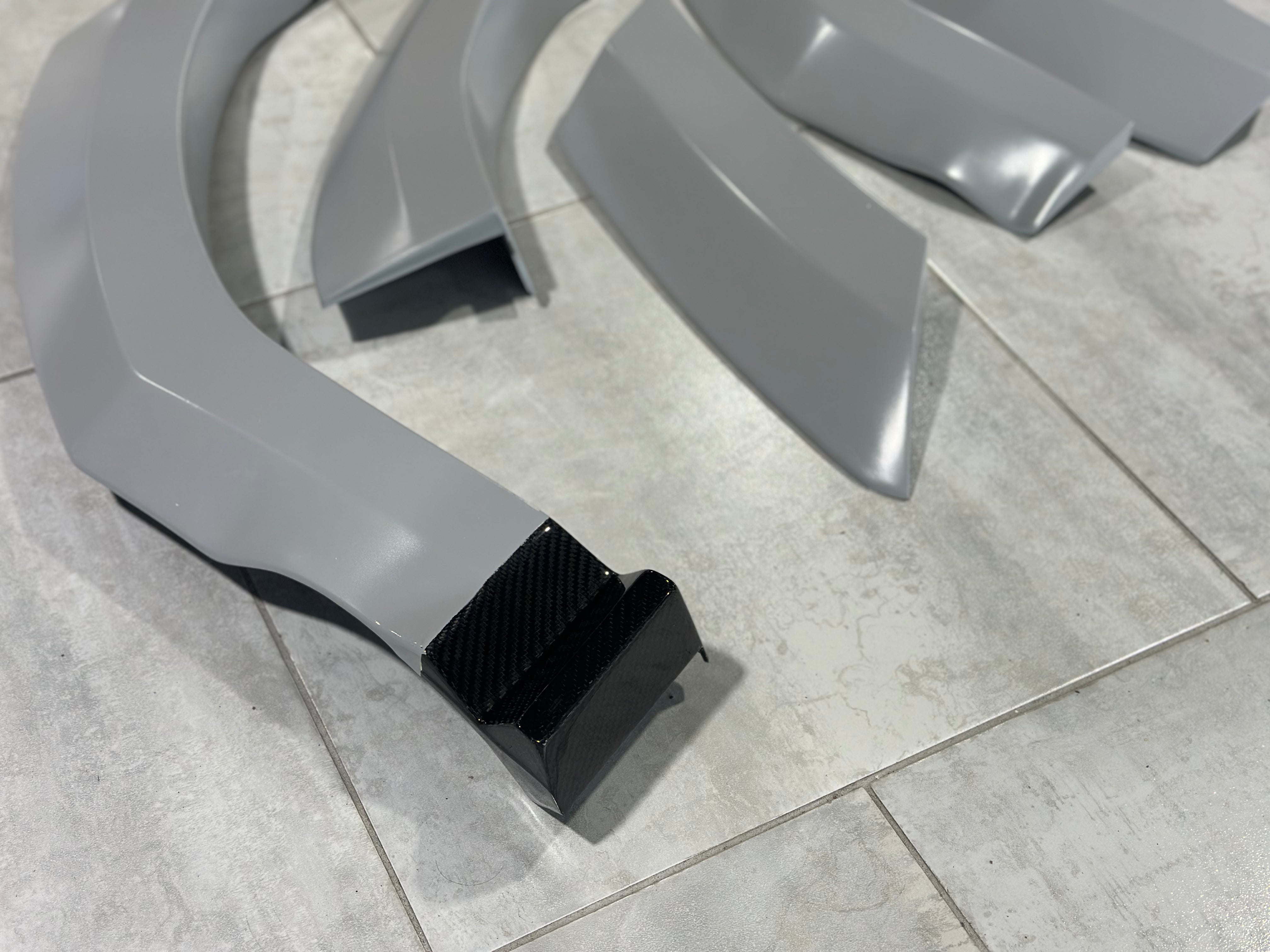 Lamborghini Urus 2019 2020 2021 2022?with Aftermarket Parts - M Style?Wheel Arches?Carbon Fiber / FRP from Aero Republic