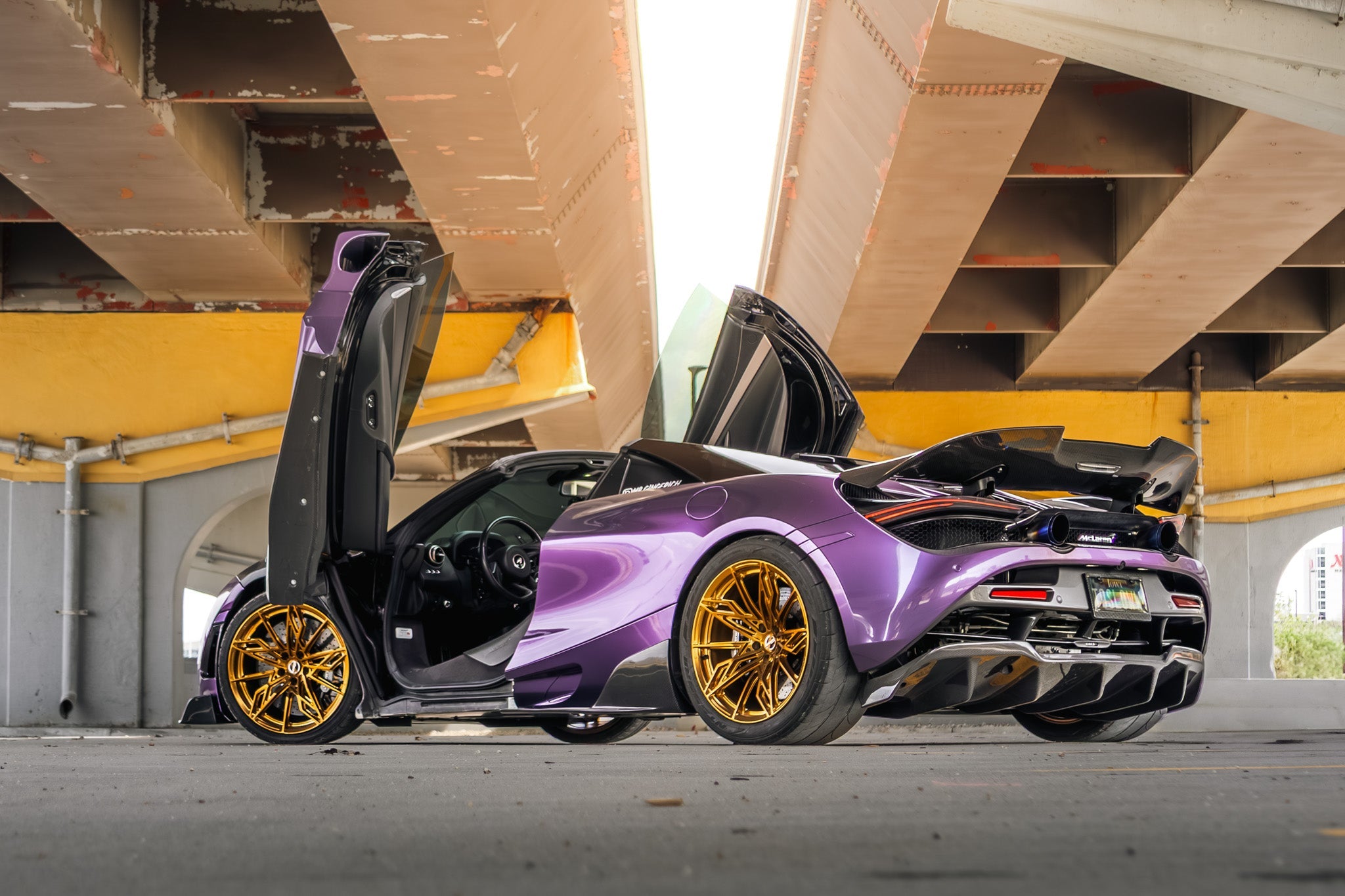 McLaren 720S 2018 2019 2020 2021 2022 2023 with Aftermarket Parts - RF Style Side Skirts?Carbon Fiber?from Aero Republic