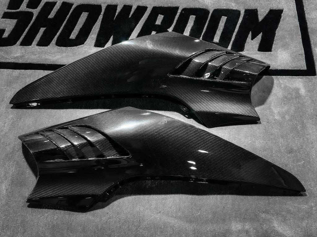 McLaren 720S 2018 2019 2020 2021 2022 2023 with Aftermarket Parts - RF Style Front Fenders?Carbon Fiber from Aero Republic