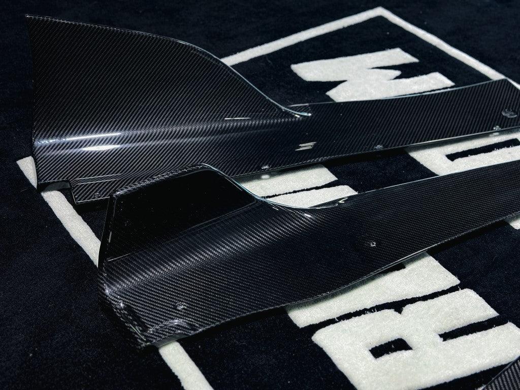 McLaren 720S 2018 2019 2020 2021 2022 2023 with Aftermarket Parts - RF Style Side Skirts?Carbon Fiber?from Aero Republic
