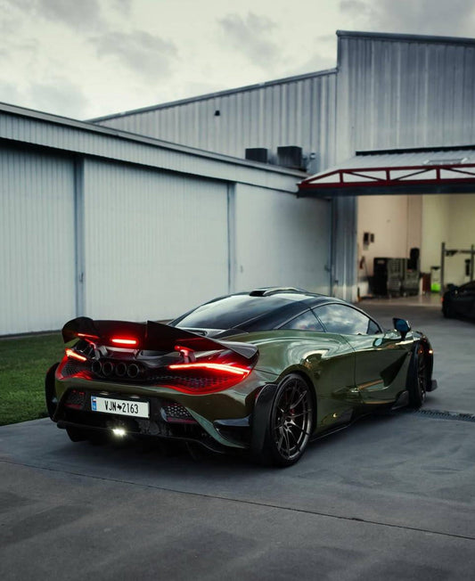McLaren 720S 2018 2019 2020 2021 2022 2023 with Aftermarket Parts - 765LT Rear Engine Cover Pre-preg Carbon Fiber / FRP from Aero Republic