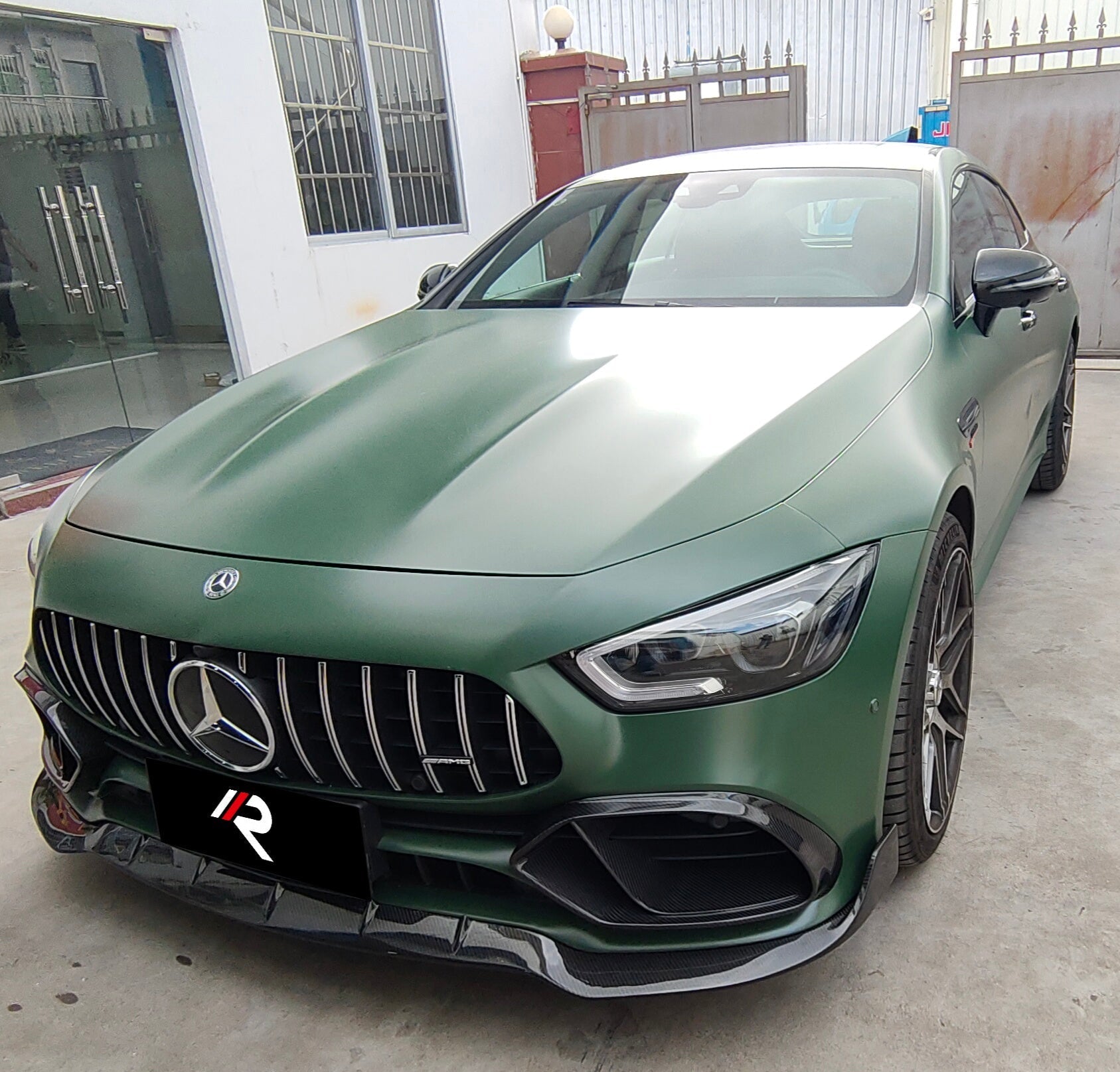 Mercedes Benz AMG GT63 4-Door 2019 2020 2021 2022 2023 with Aftermarket Parts - Upper Valences?Carbon Fiber from Aero Republic